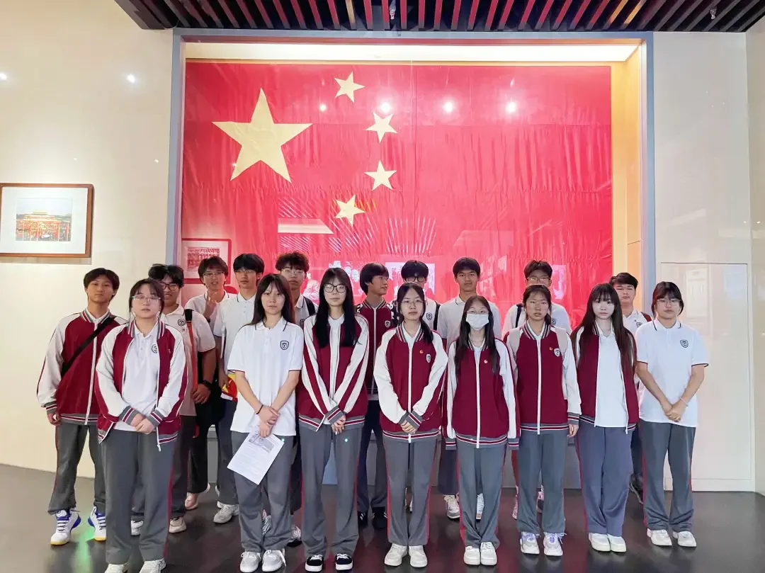 北外同文素材 团心永向党|北外同文举行2024入团仪式及香山革命纪念馆参观活动