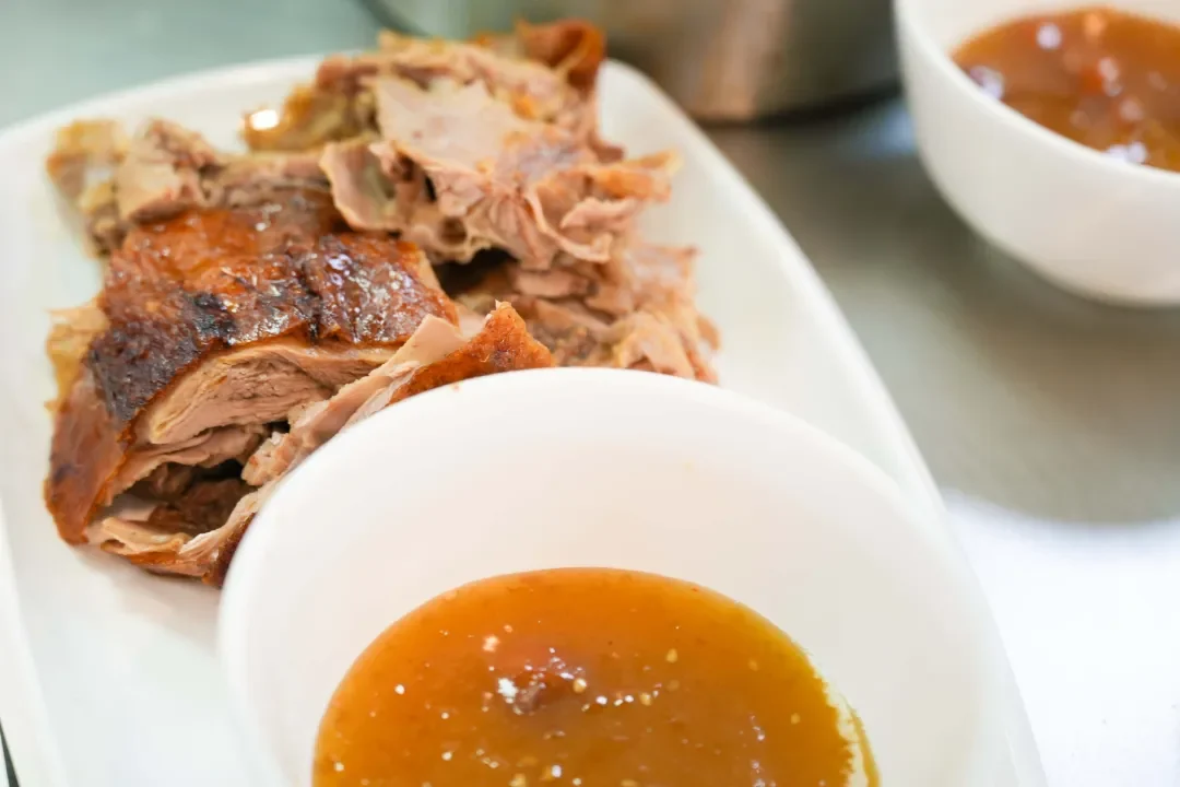 北外同文素材 缤纷春日,食味相逢|北外同文缤纷之春美食节承包你的春日味蕾!
